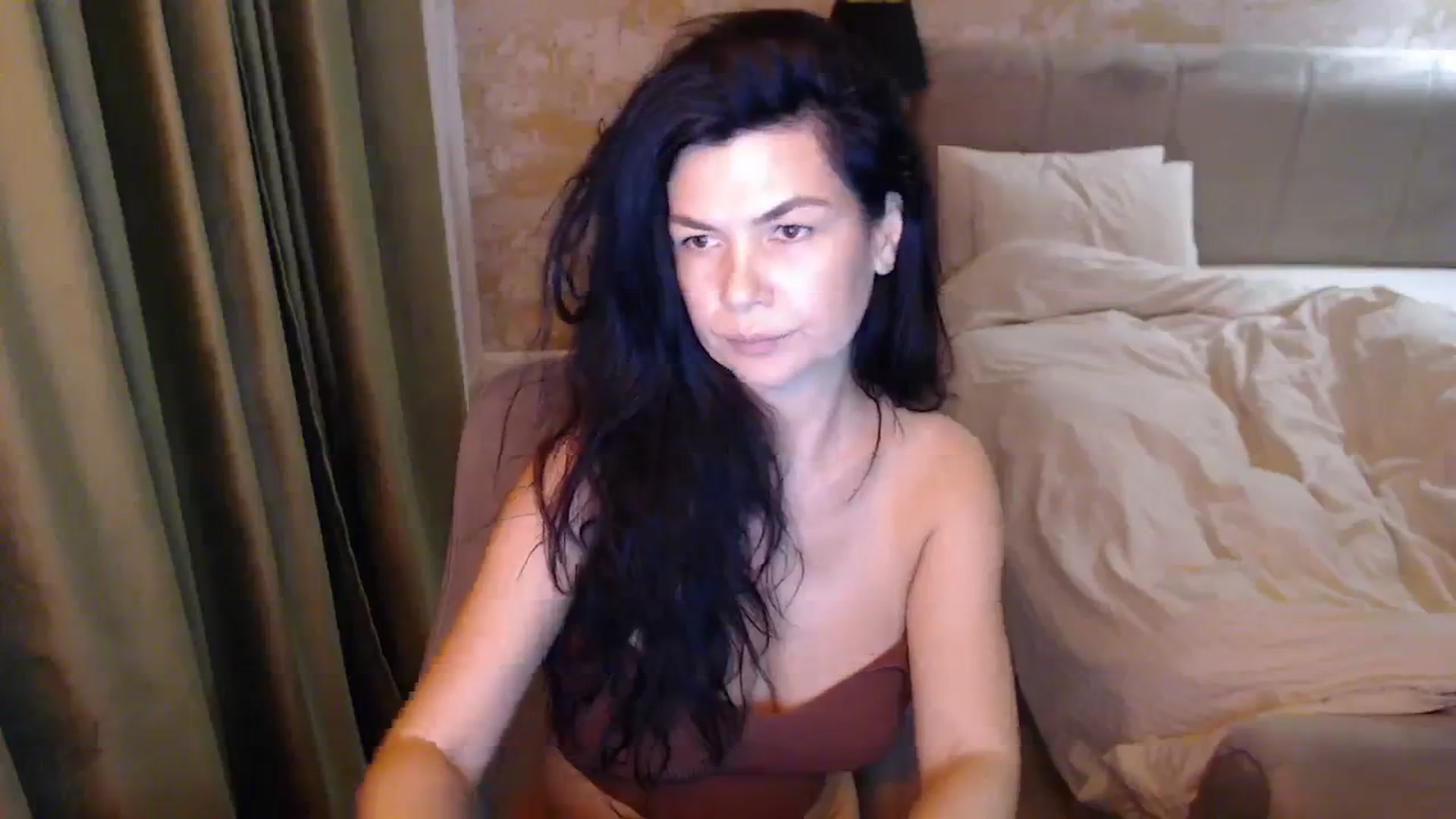 Gallery image thumbnail from Darkella's myfreecams stream on, 02/16/2024, 02:34 image 17 of 20