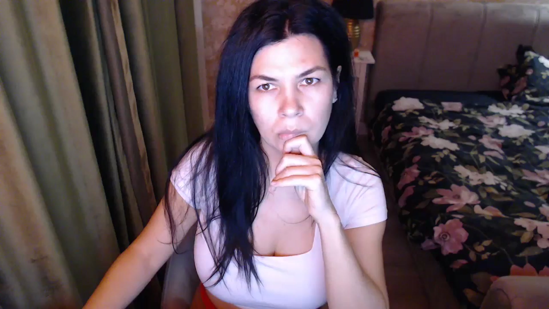 Gallery image thumbnail from Darkella's myfreecams stream on, 02/26/2024, 24:50 image 17 of 20