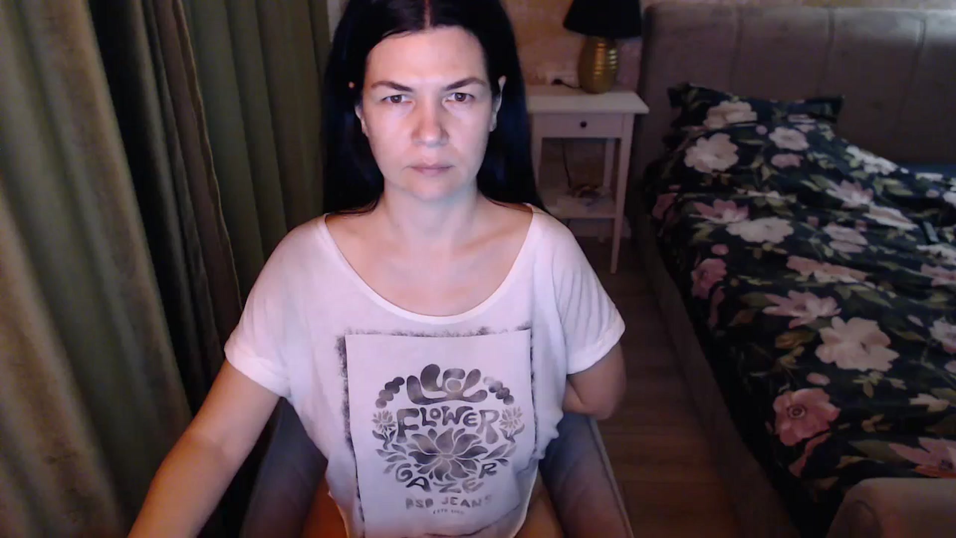 Gallery image thumbnail from Darkella's myfreecams stream on, 02/27/2024, 24:01 image 4 of 20
