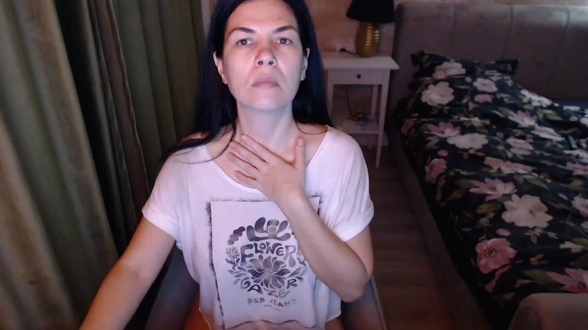 Gallery image thumbnail from Darkella's myfreecams stream on, 02/27/2024, 24:01 image 5 of 20