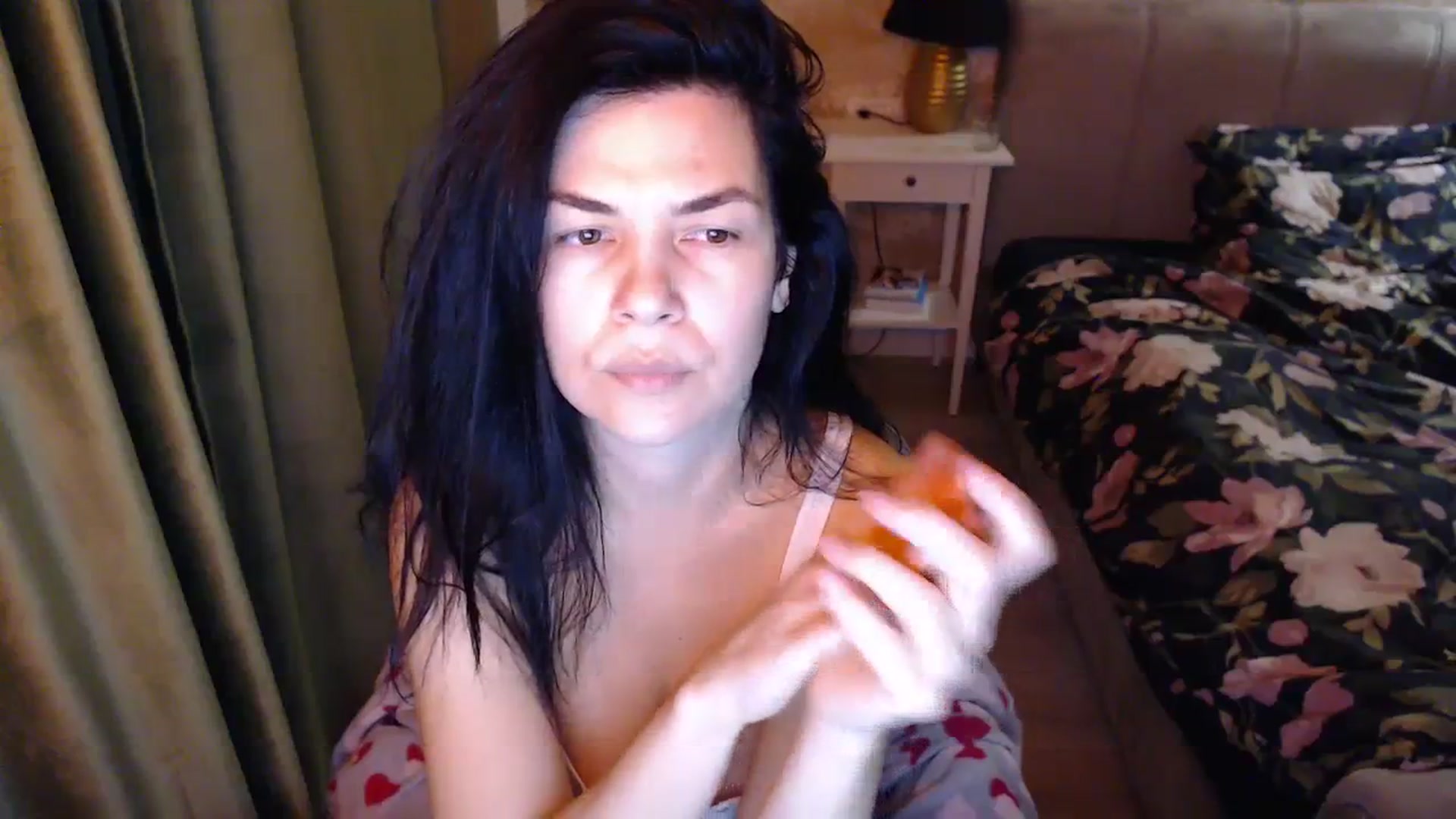 Gallery image thumbnail from Darkella's myfreecams stream on, 02/28/2024, 01:18 image 14 of 20