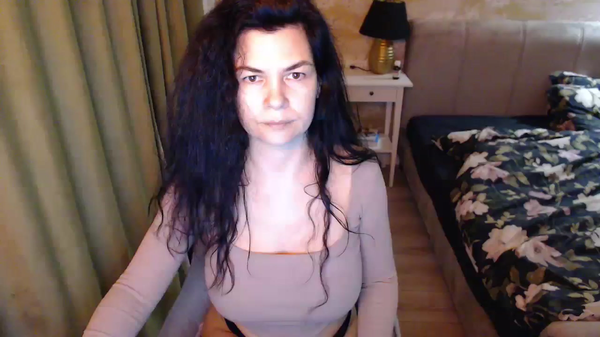 Gallery image thumbnail from Darkella's myfreecams stream on, 02/29/2024, 01:09 image 6 of 20