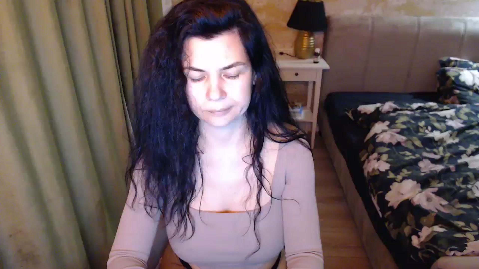Gallery image thumbnail from Darkella's myfreecams stream on, 02/29/2024, 01:09 image 7 of 20