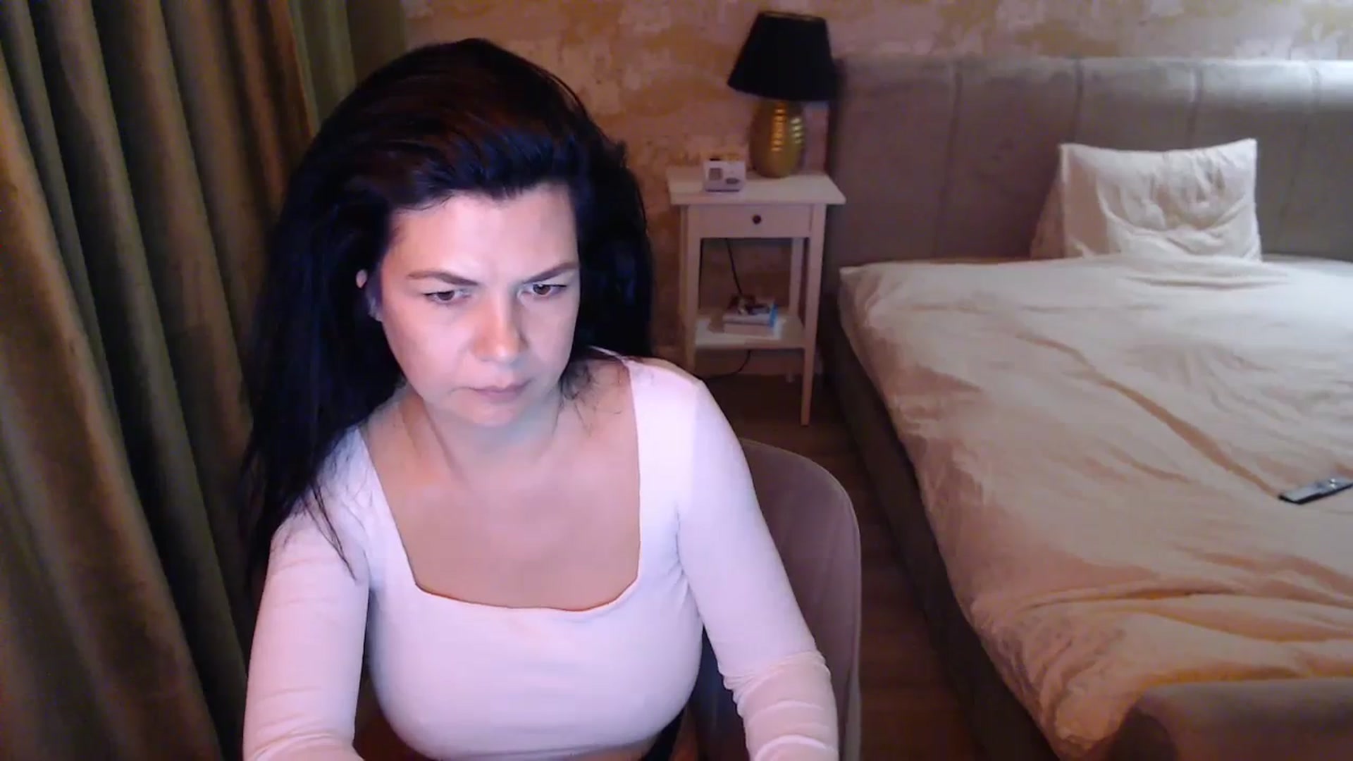 Gallery image thumbnail from Darkella's myfreecams stream on, 03/06/2024, 01:47 image 20 of 20