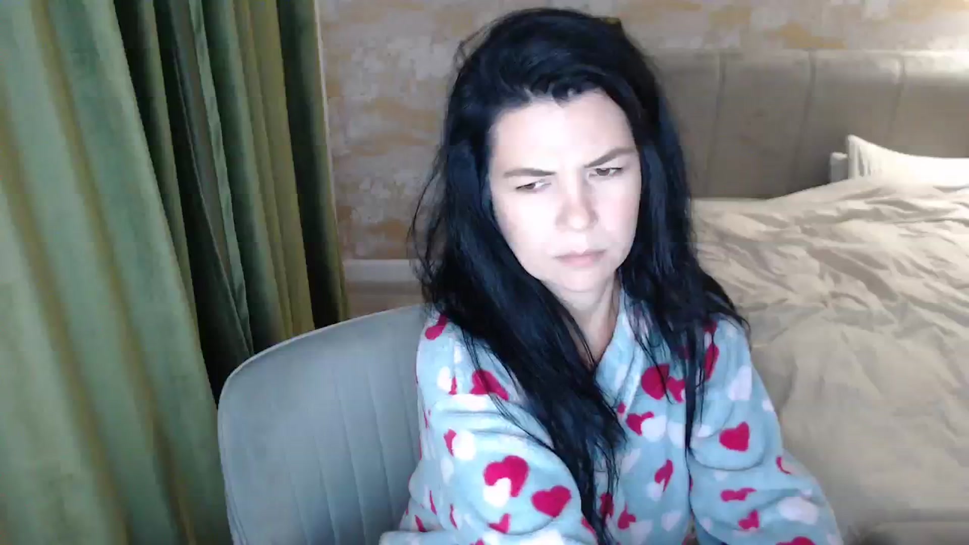 Gallery image thumbnail from Darkella's myfreecams stream on, 03/23/2024, 24:25 image 19 of 20
