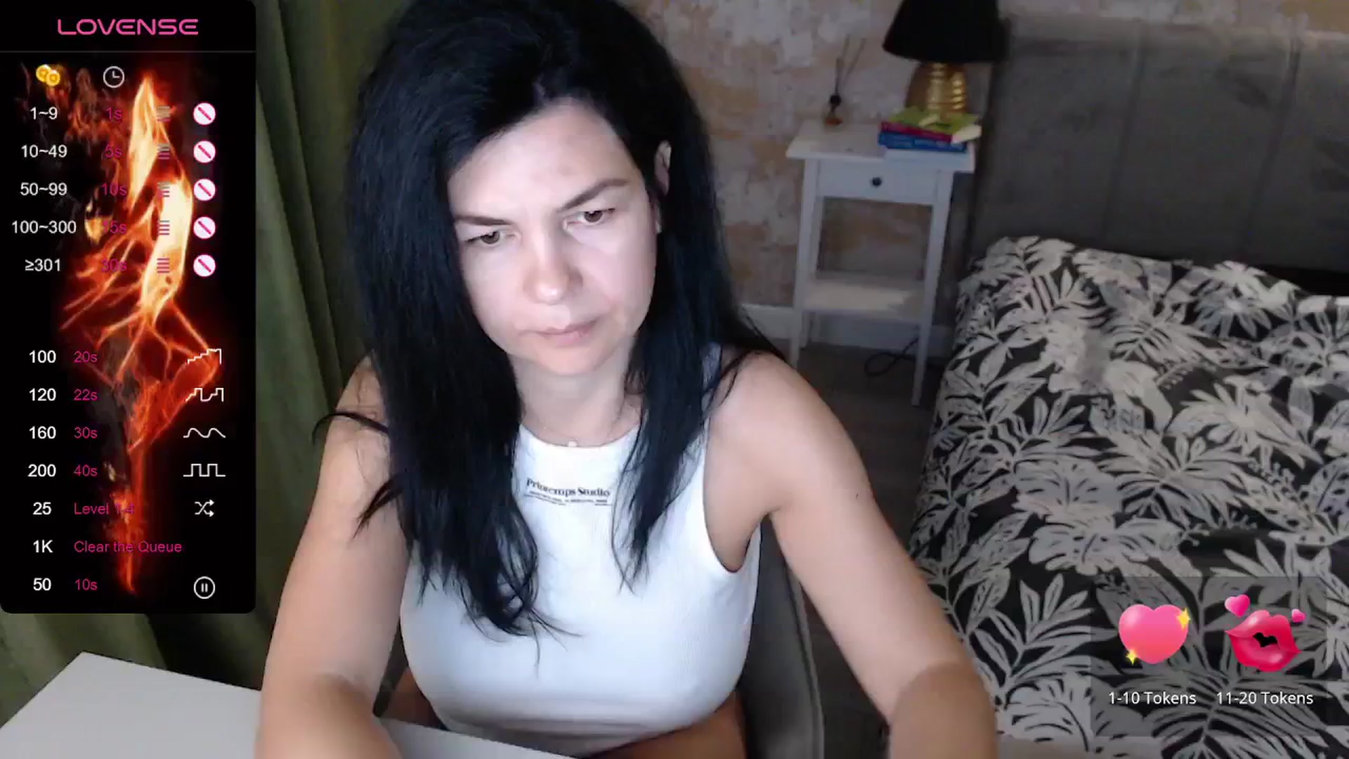Gallery image thumbnail from Darkella's myfreecams stream on, 05/27/2024, 24:10 image 14 of 20