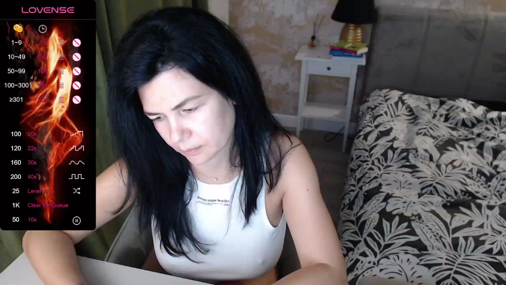 Gallery image thumbnail from Darkella's myfreecams stream on, 05/27/2024, 24:10 image 18 of 20