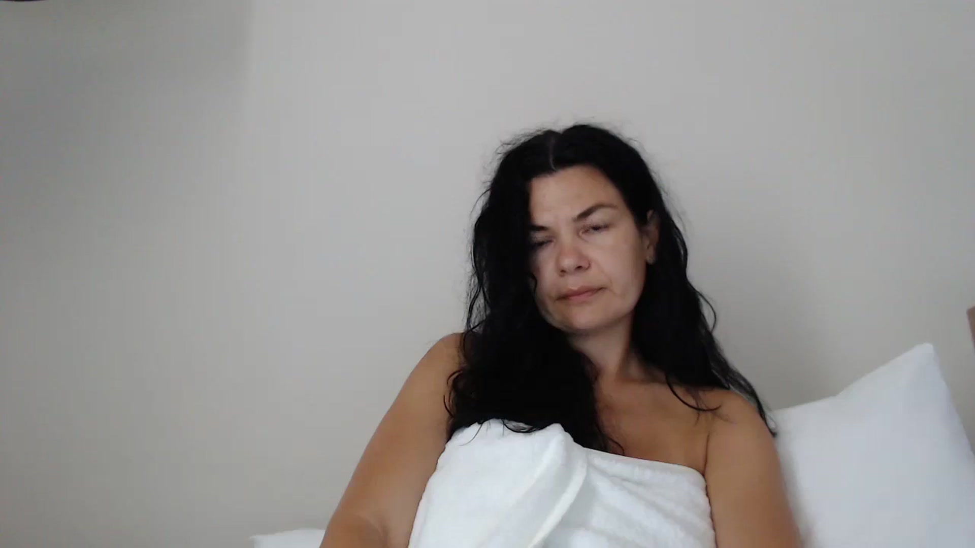 Gallery image thumbnail from Darkella's myfreecams stream on, 06/13/2024, 14:49 image 10 of 20