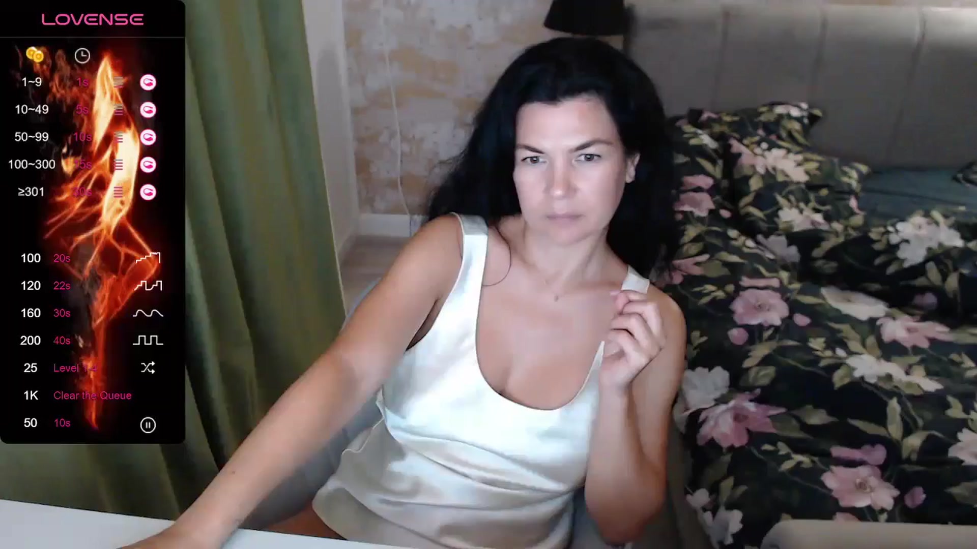 Gallery image thumbnail from Darkella's myfreecams stream on, 06/25/2024, 24:25 image 4 of 20