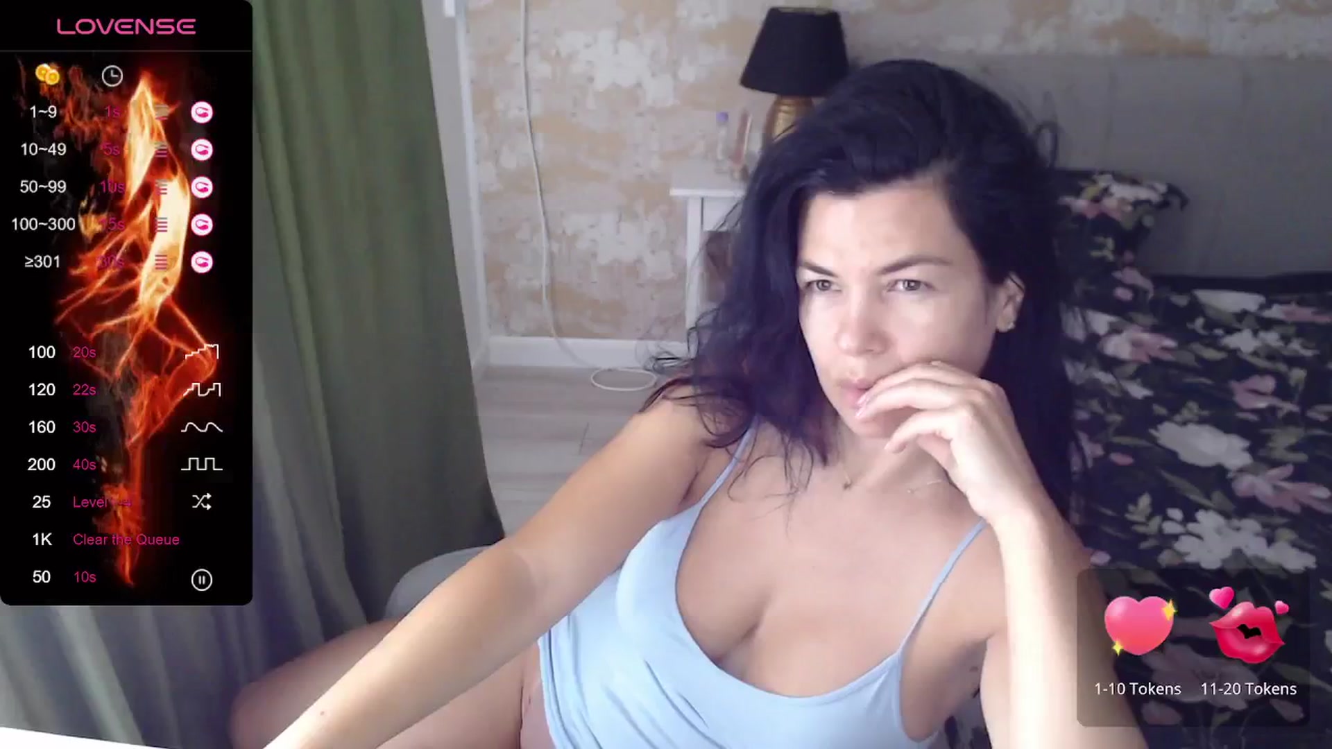 Gallery image thumbnail from Darkella's myfreecams stream on, 06/25/2024, 13:03 image 17 of 20