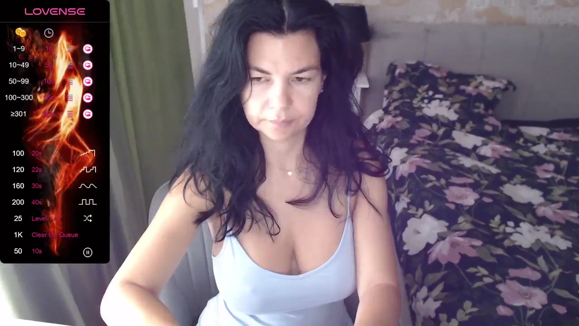Gallery image thumbnail from Darkella's myfreecams stream on, 06/25/2024, 13:03 image 3 of 20