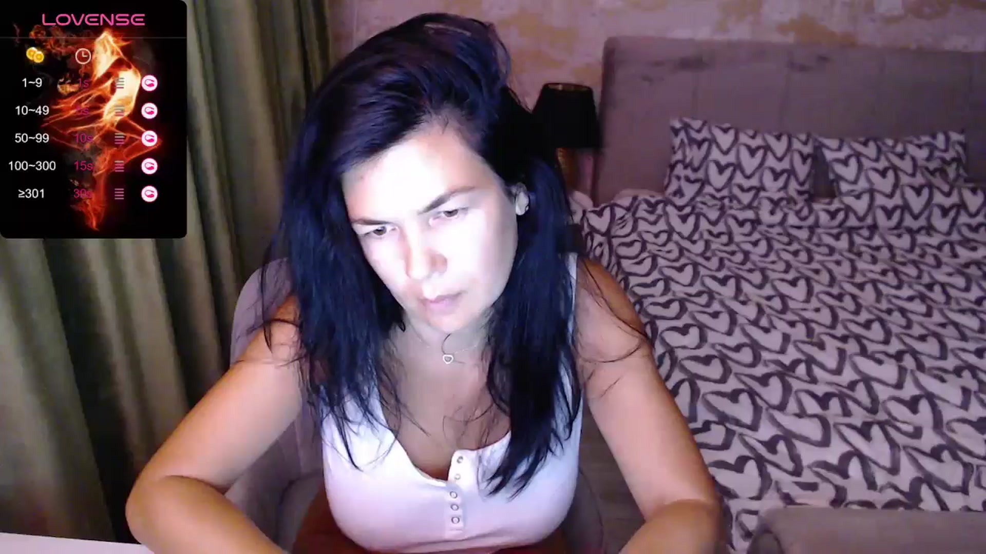 Gallery image thumbnail from Darkella's myfreecams stream on, 08/11/2024, 01:19 image 15 of 20