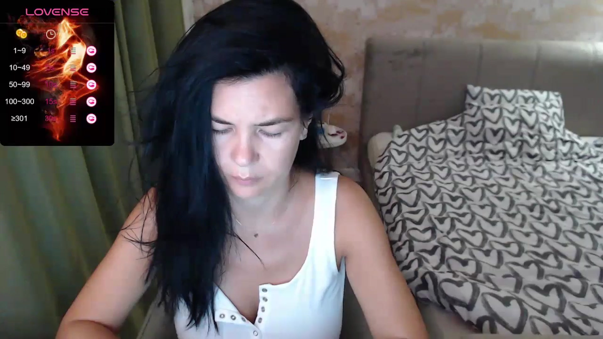 Gallery image thumbnail from Darkella's myfreecams stream on, 08/25/2024, 02:12 image 3 of 20