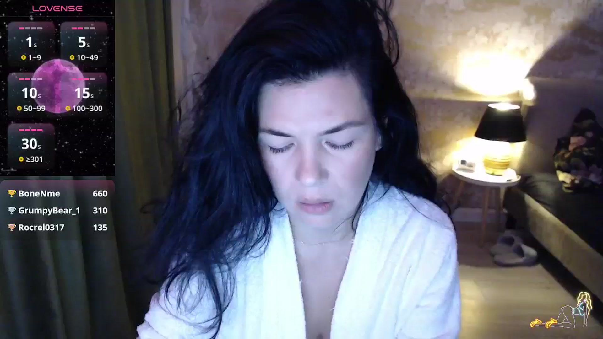 Gallery image thumbnail from Darkella's myfreecams stream on, 10/21/2024, 24:49 image 5 of 20