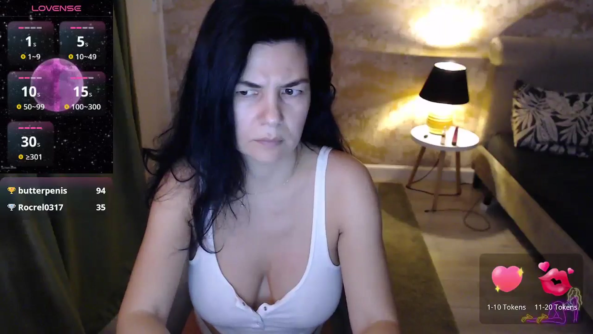 Gallery image thumbnail from Darkella's myfreecams stream on, 12/10/2024, 23:17 image 16 of 20
