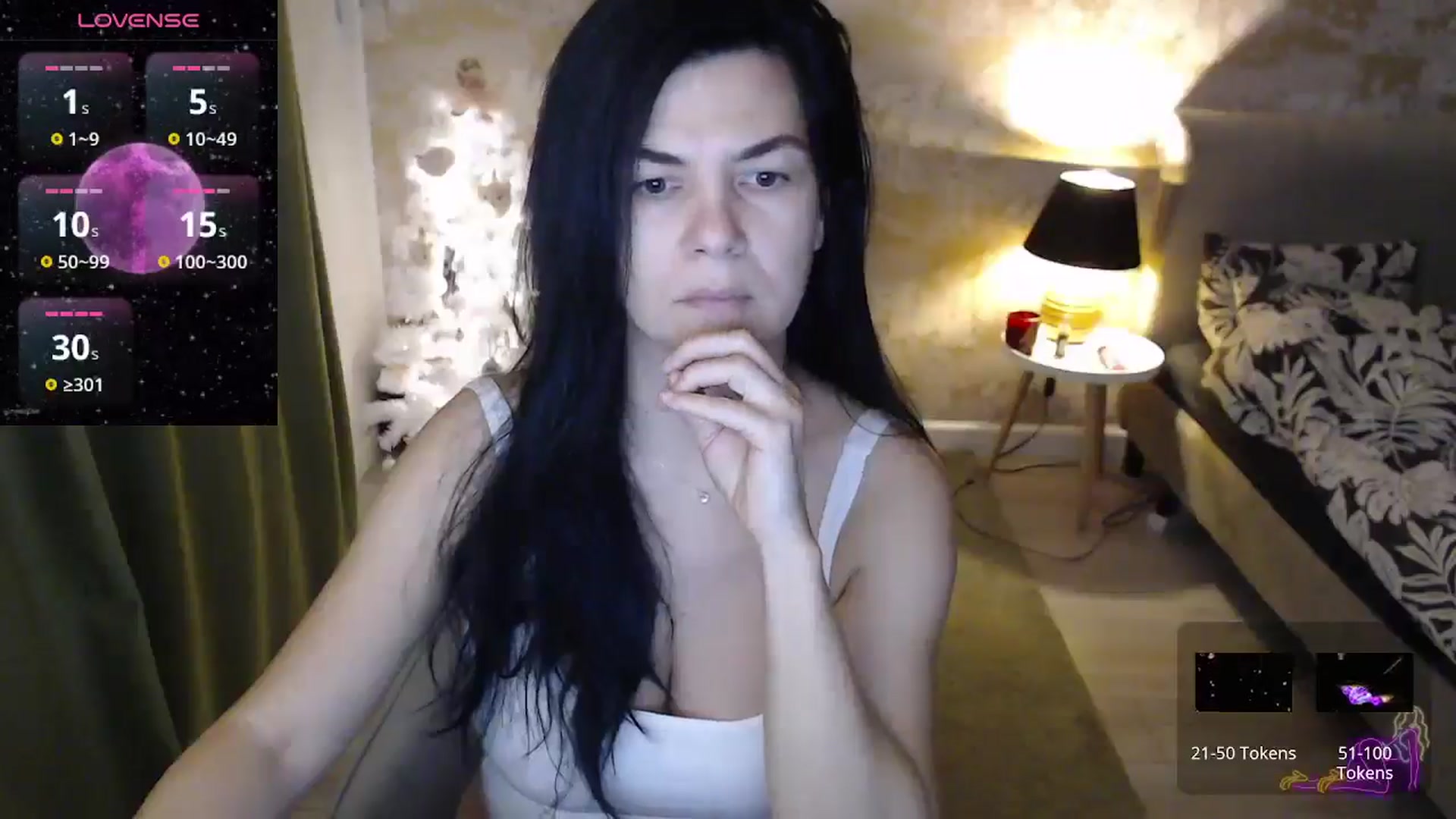 Gallery image thumbnail from Darkella's myfreecams stream on, 12/16/2024, 01:33 image 3 of 20