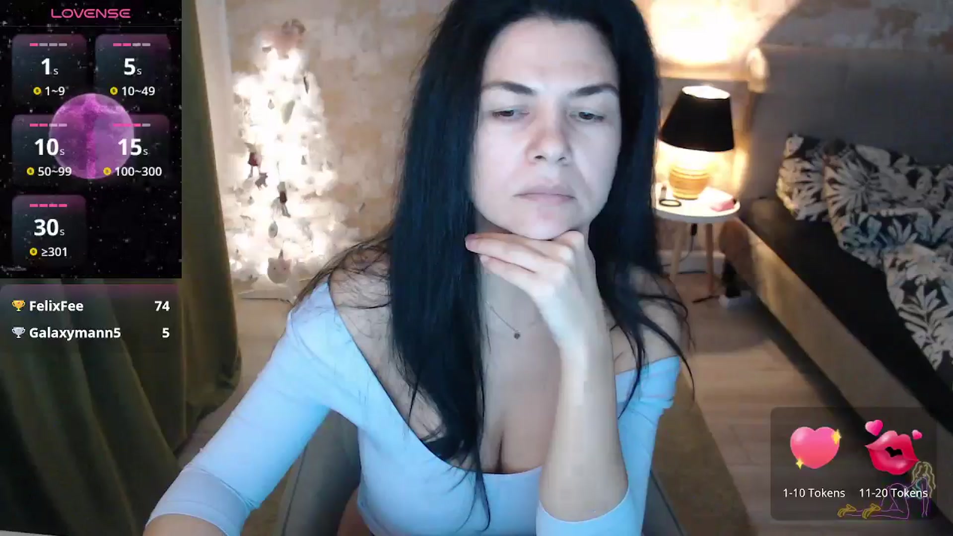 Gallery image thumbnail from Darkella's myfreecams stream on, 12/19/2024, 24:38 image 7 of 20