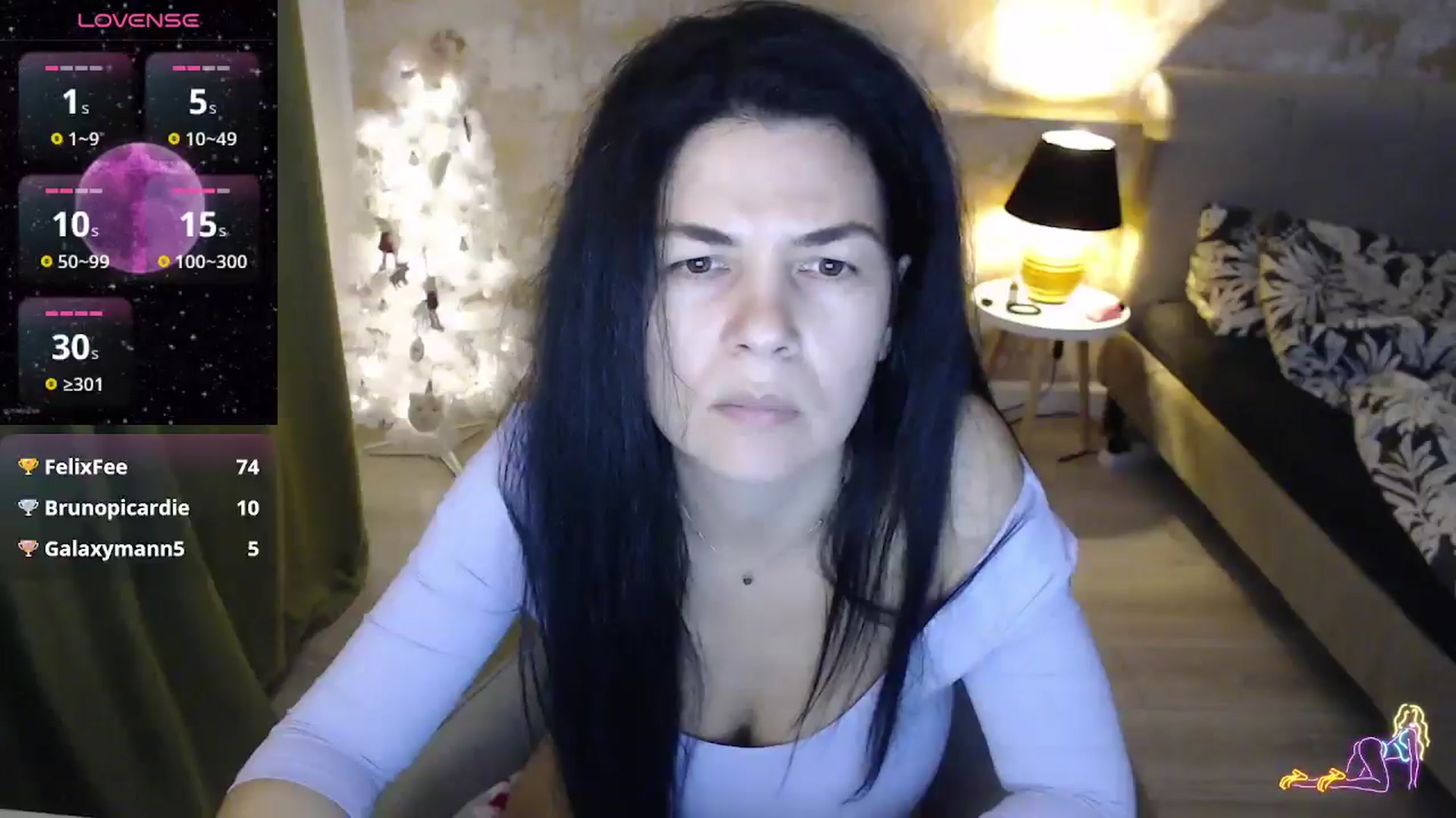 Gallery image thumbnail from Darkella's myfreecams stream on, 12/19/2024, 24:38 image 17 of 20