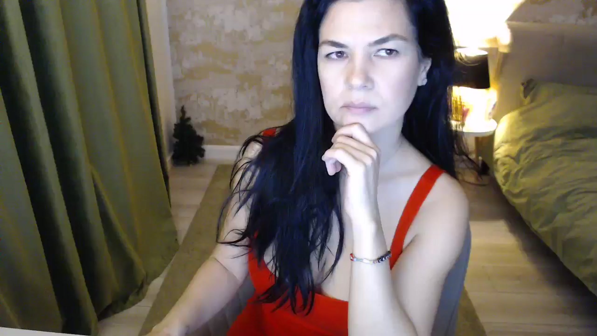 Gallery image thumbnail from Darkella's myfreecams stream on, 12/25/2024, 24:01 image 12 of 20