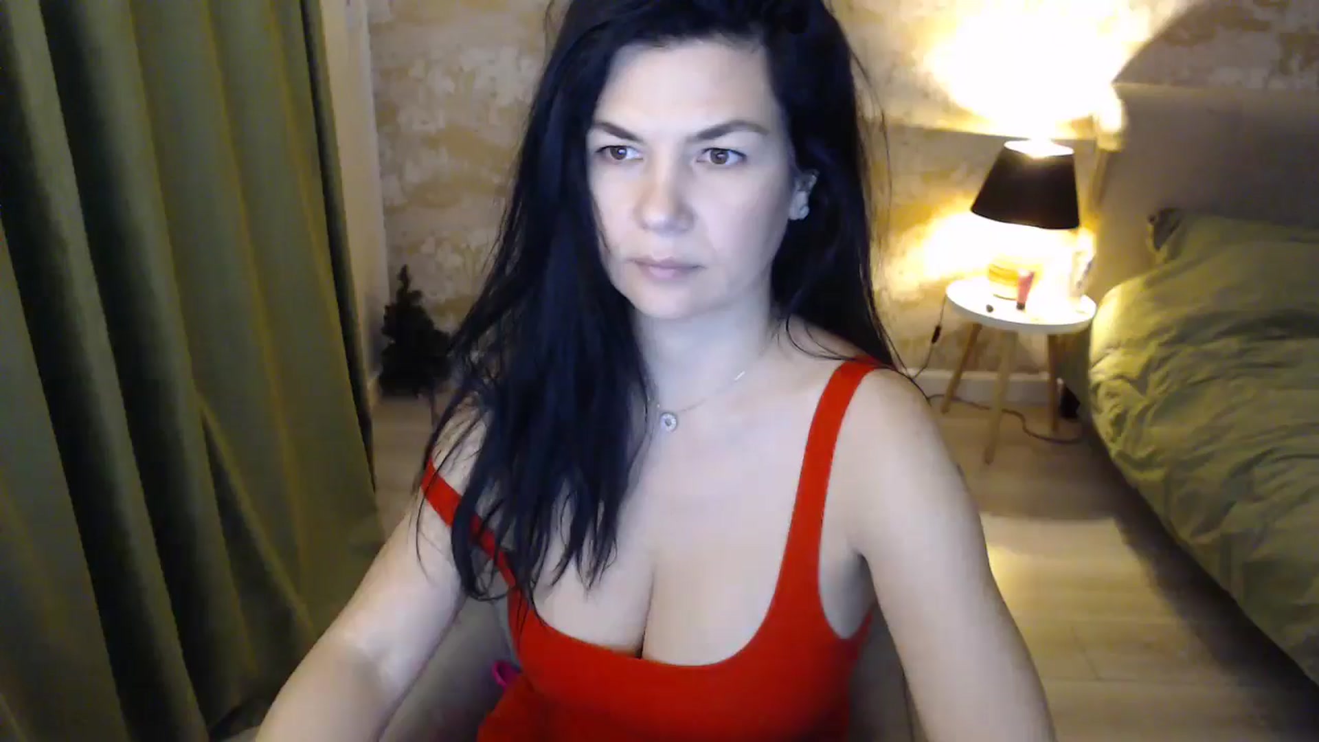 Gallery image thumbnail from Darkella's myfreecams stream on, 12/25/2024, 01:13 image 18 of 20