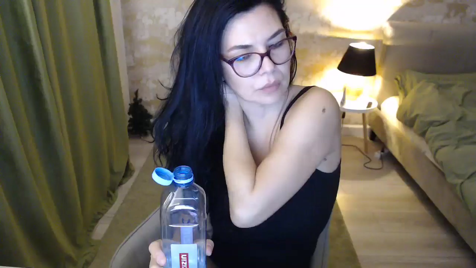 Gallery image thumbnail from Darkella's myfreecams stream on, 12/31/2024, 02:15 image 7 of 20