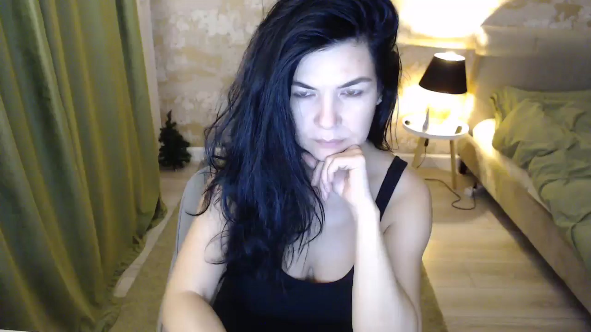 Gallery image thumbnail from Darkella's myfreecams stream on, 12/31/2024, 02:15 image 20 of 20