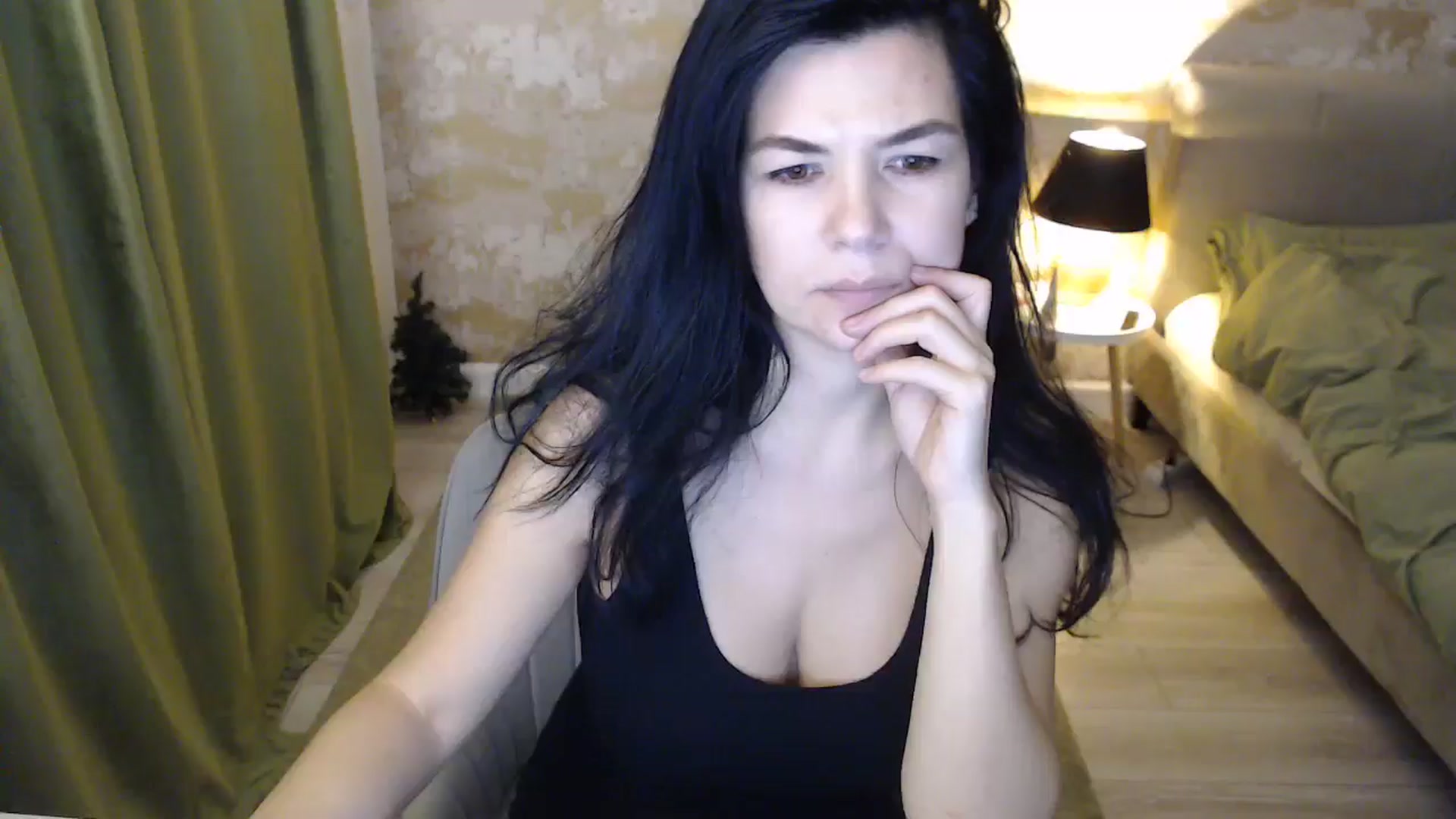 Gallery image thumbnail from Darkella's myfreecams stream on, 12/31/2024, 02:15 image 18 of 20