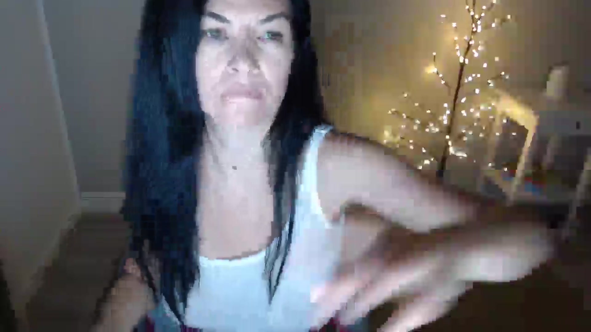 Gallery image thumbnail from Darkella's myfreecams stream on, 01/13/2025, 24:18 image 15 of 20