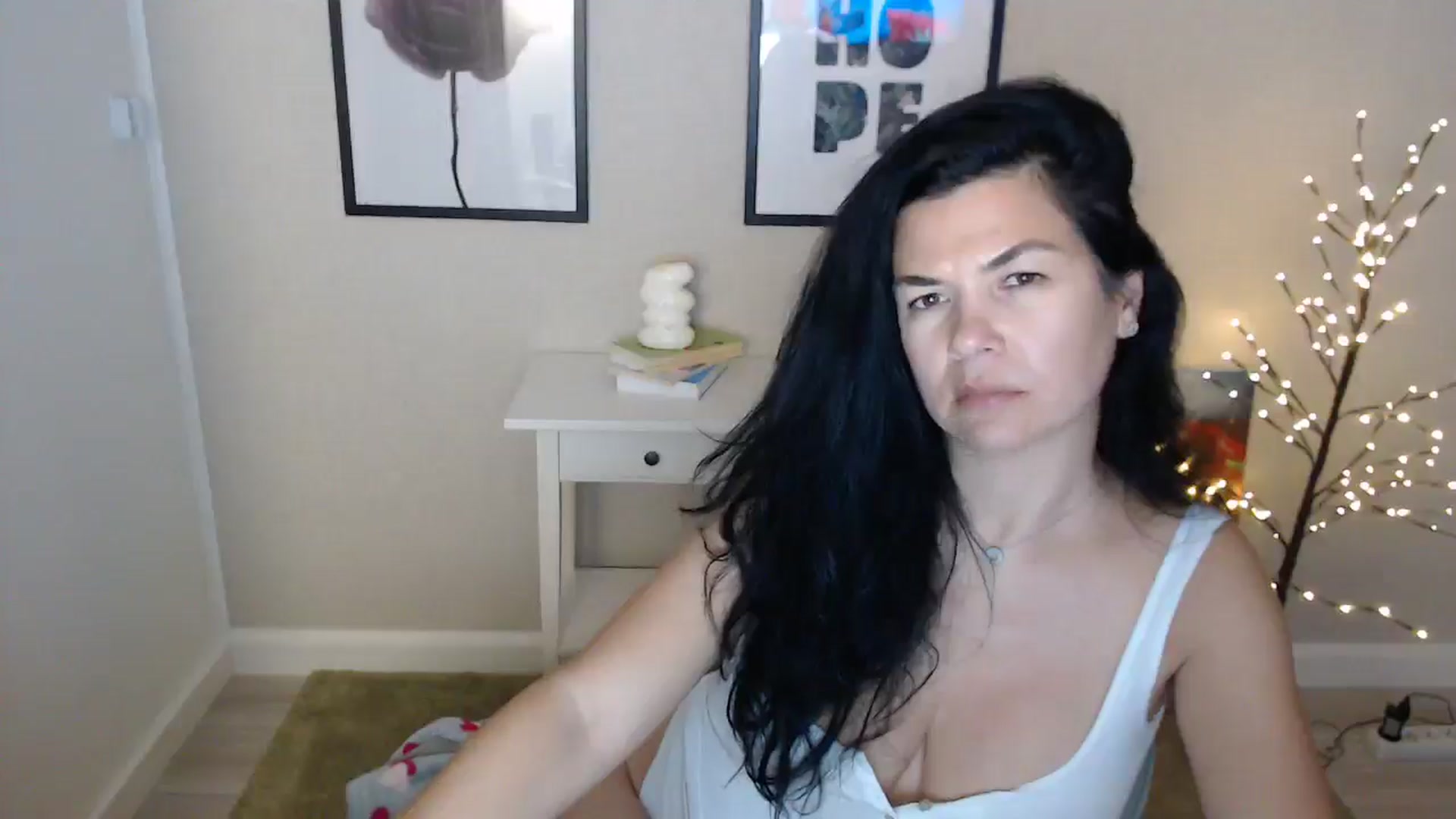 Gallery image thumbnail from Darkella's myfreecams stream on, 01/17/2025, 01:01 image 6 of 20