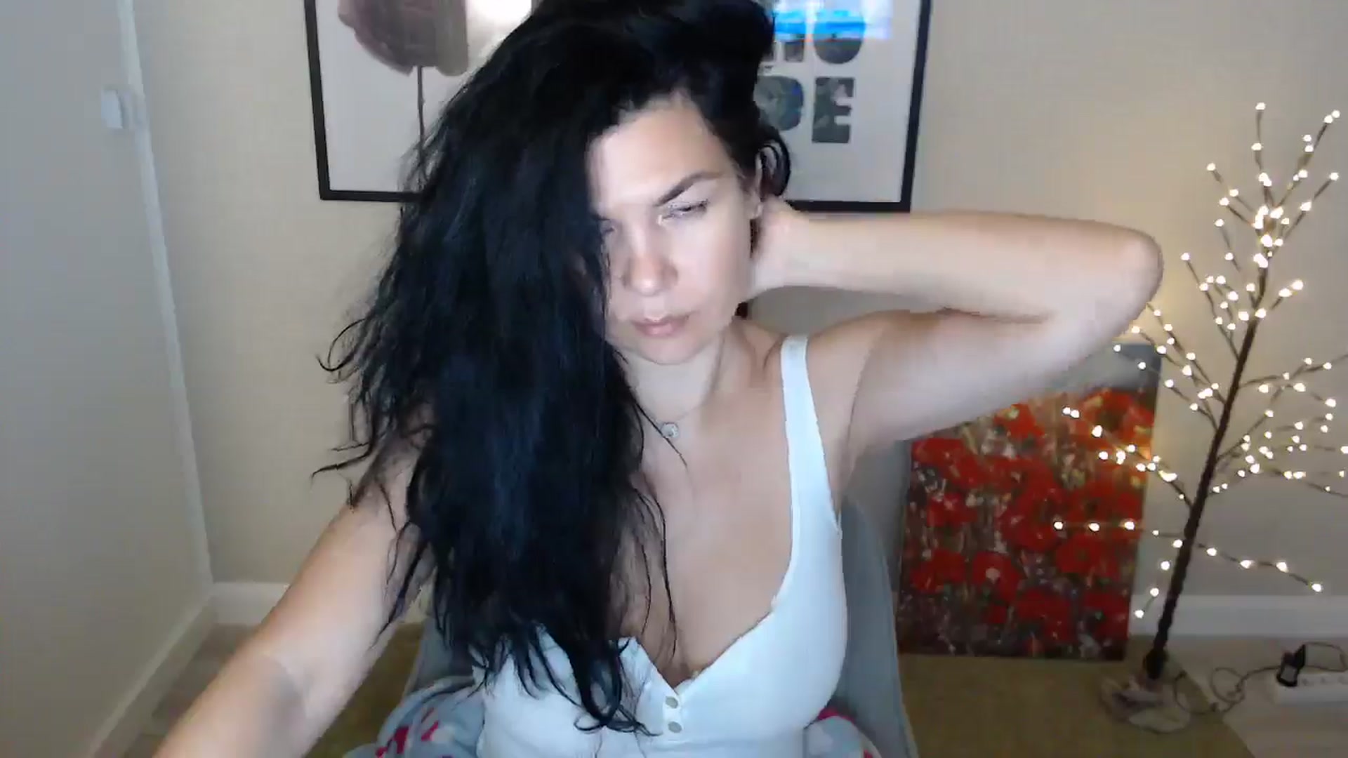 Gallery image thumbnail from Darkella's myfreecams stream on, 01/17/2025, 01:01 image 4 of 20