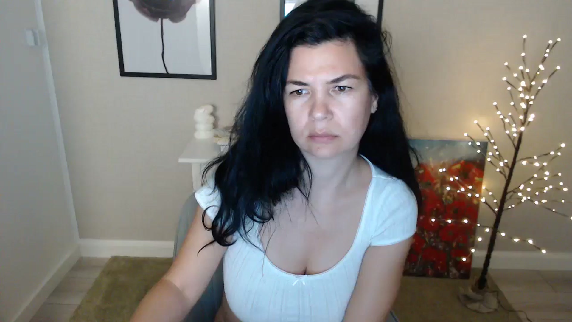 Gallery image thumbnail from Darkella's myfreecams stream on, 01/18/2025, 01:32 image 14 of 20