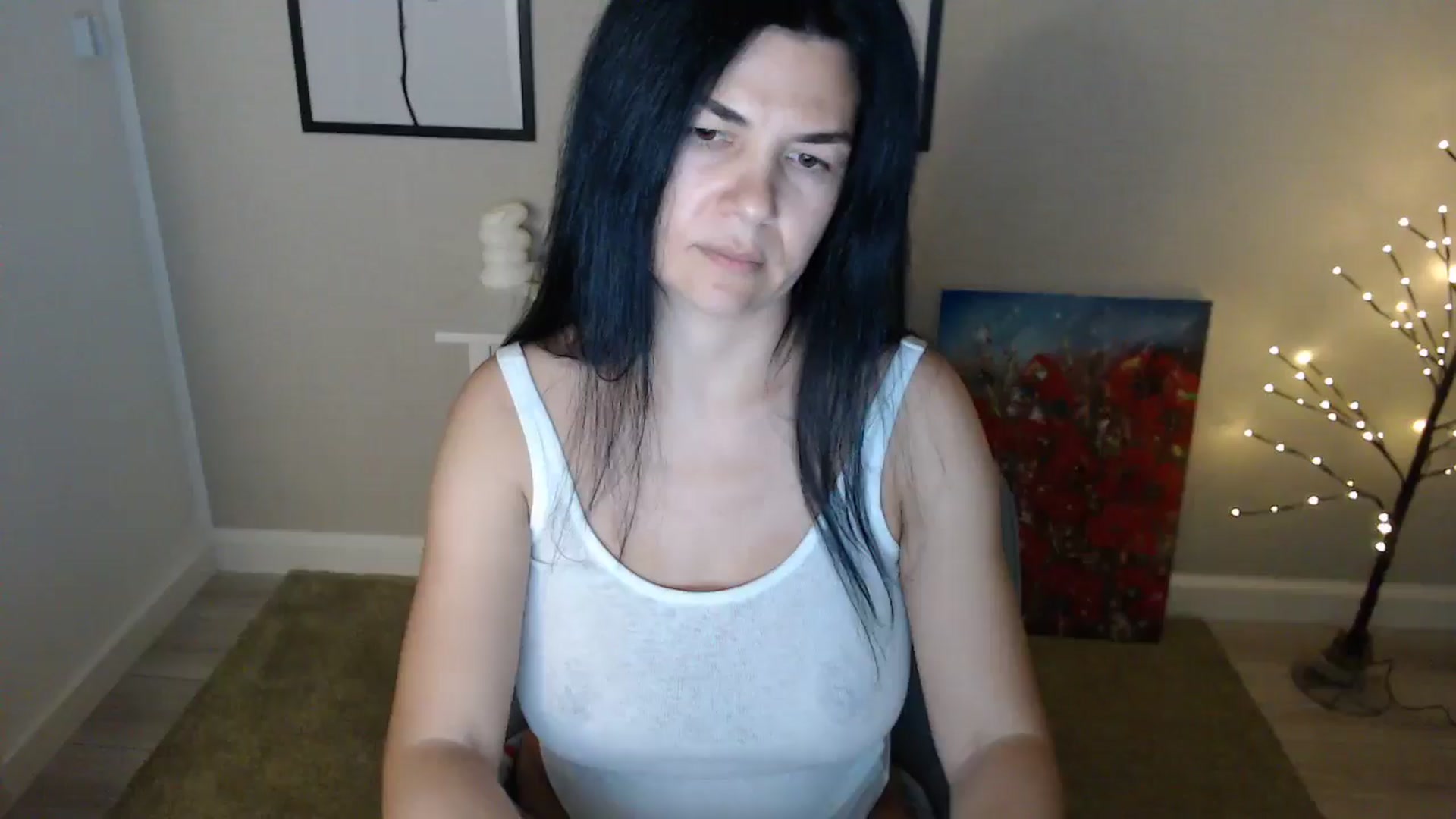 Gallery image thumbnail from Darkella's myfreecams stream on, 01/19/2025, 01:25 image 4 of 20