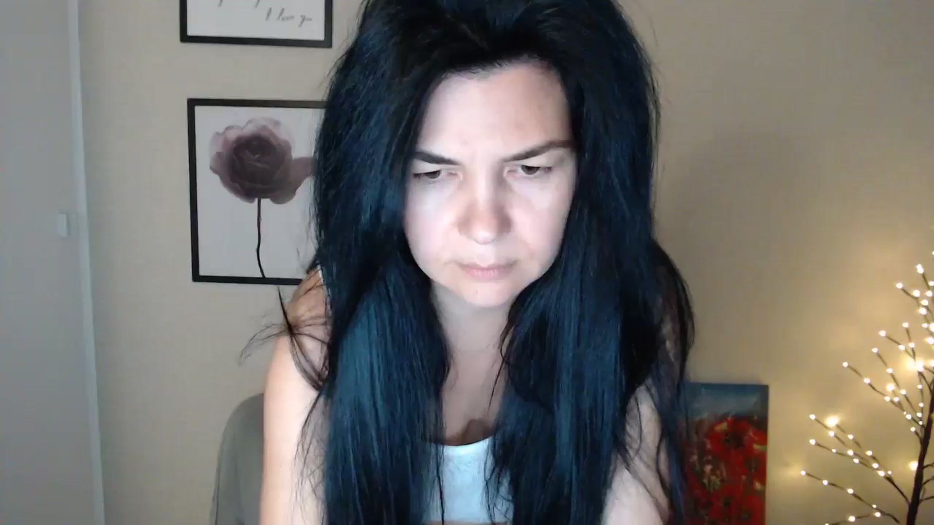 Gallery image thumbnail from Darkella's myfreecams stream on, 01/19/2025, 01:25 image 13 of 20