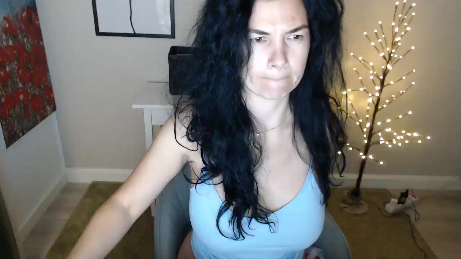 Gallery image thumbnail from Darkella's myfreecams stream on, 01/26/2025, 02:55 image 11 of 20
