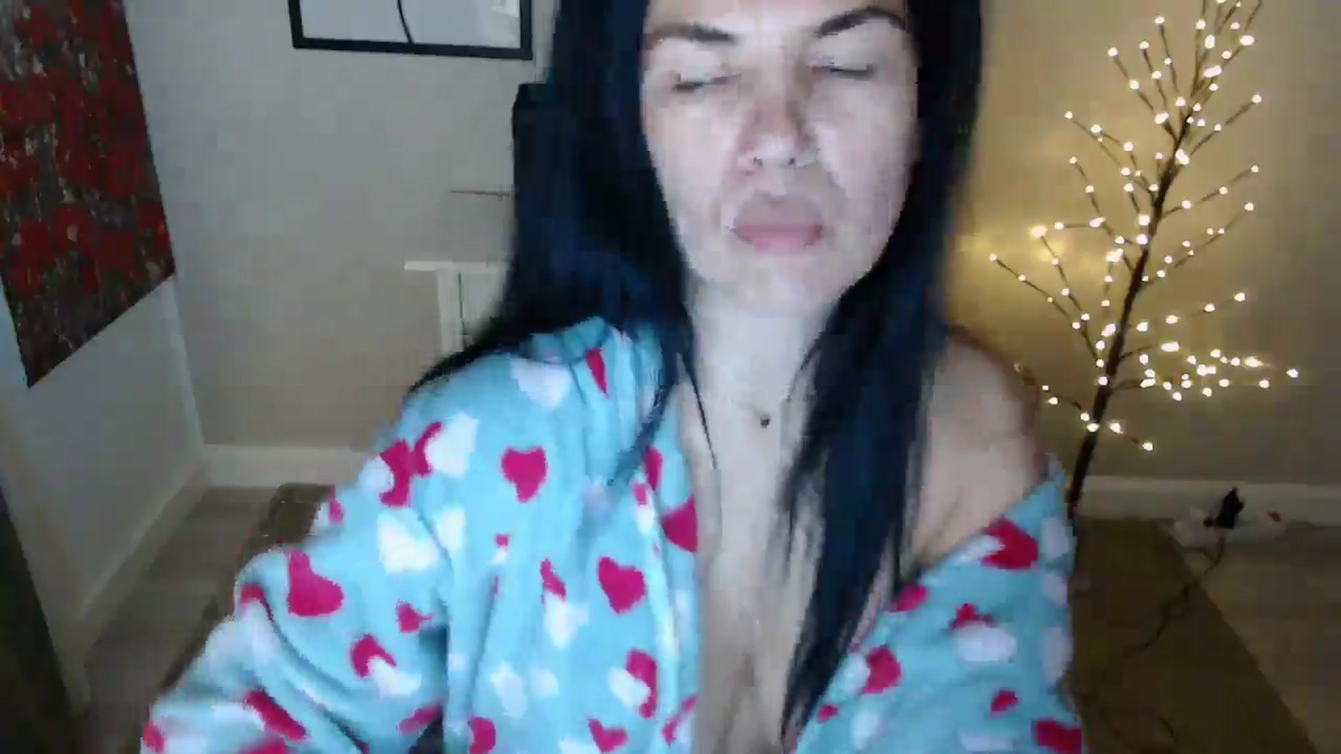 Gallery image thumbnail from Darkella's myfreecams stream on, 01/28/2025, 24:31 image 7 of 20
