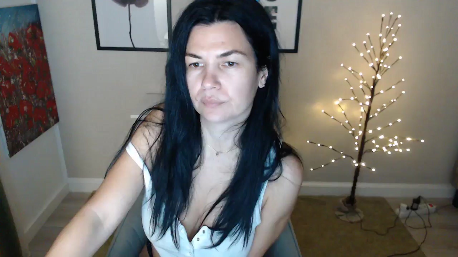 Gallery image thumbnail from Darkella's myfreecams stream on, 01/29/2025, 24:37 image 11 of 20
