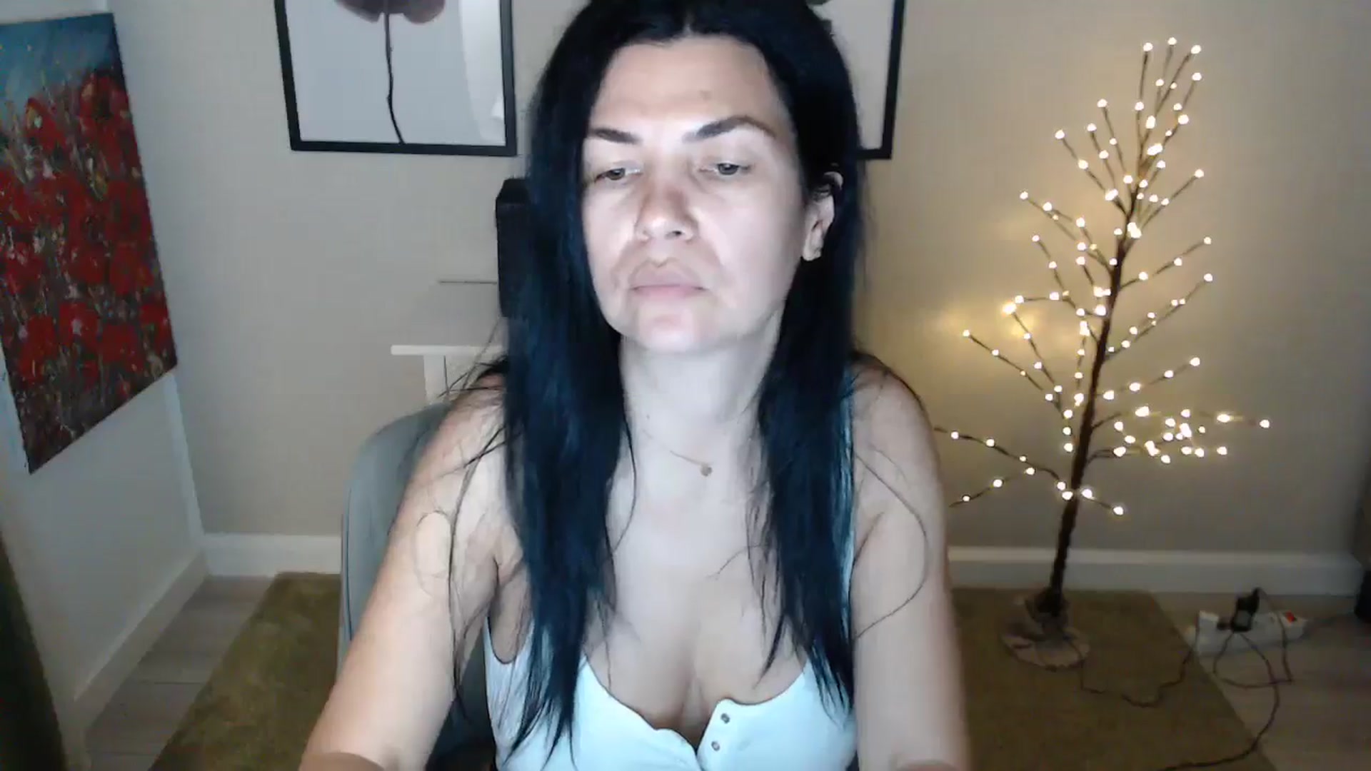Gallery image thumbnail from Darkella's myfreecams stream on, 01/29/2025, 24:37 image 3 of 20