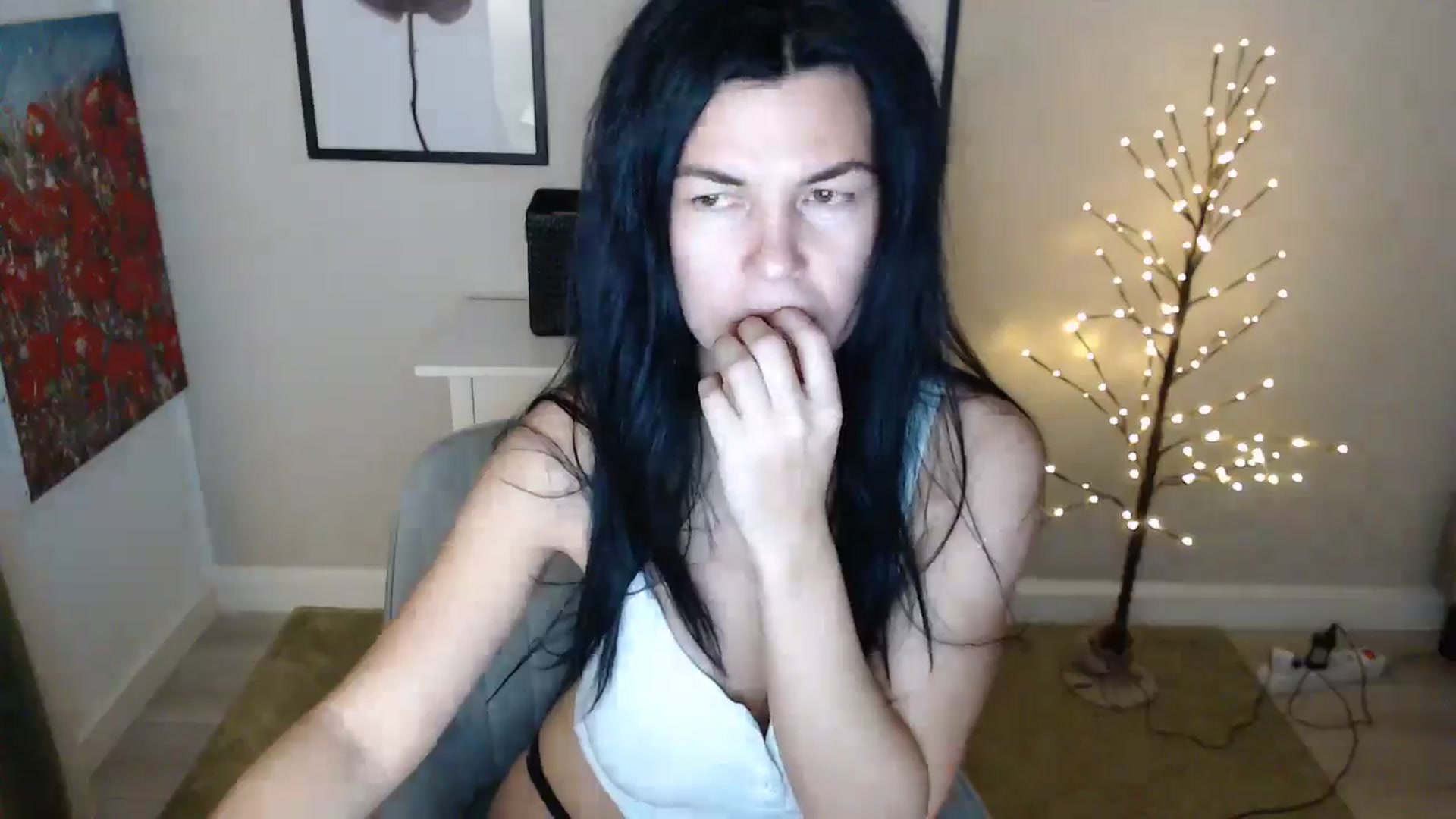 Gallery image thumbnail from Darkella's myfreecams stream on, 01/29/2025, 24:37 image 20 of 20