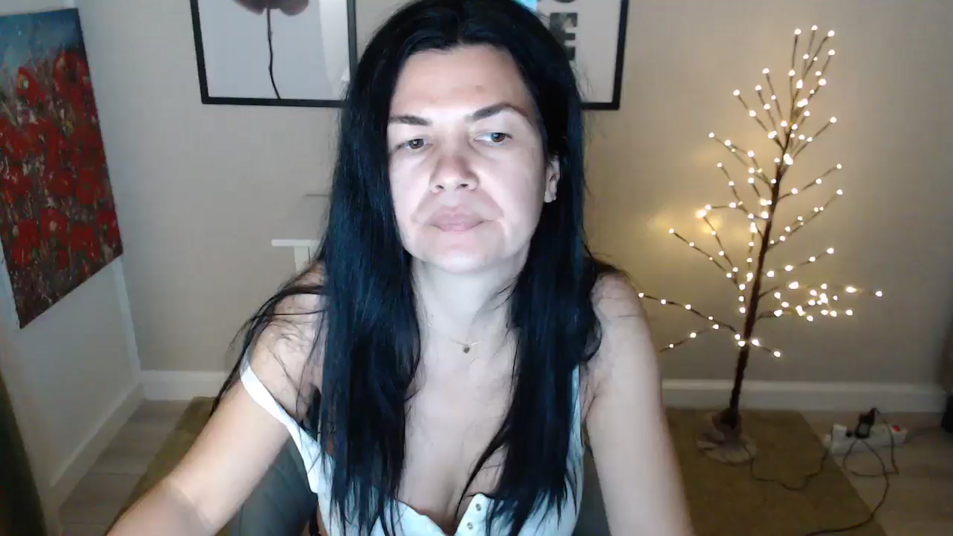 Gallery image thumbnail from Darkella's myfreecams stream on, 01/29/2025, 24:37 image 10 of 20