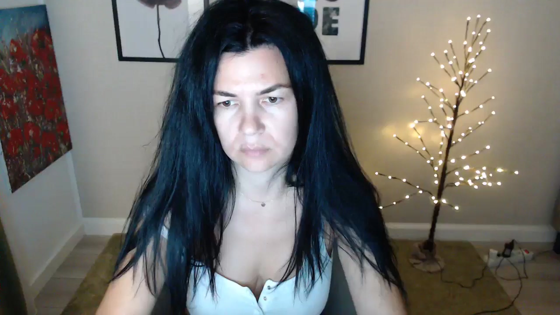 Gallery image thumbnail from Darkella's myfreecams stream on, 01/29/2025, 24:37 image 16 of 20