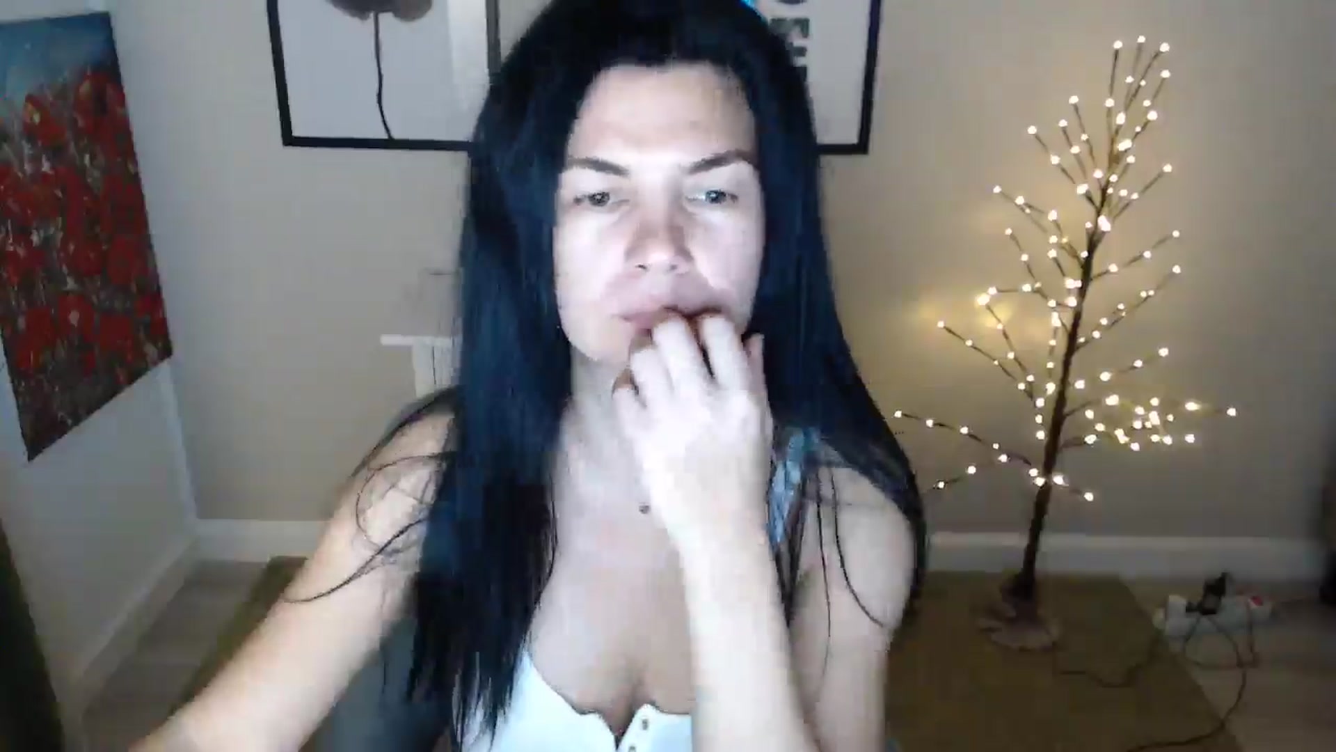 Gallery image thumbnail from Darkella's myfreecams stream on, 01/29/2025, 01:22 image 4 of 20