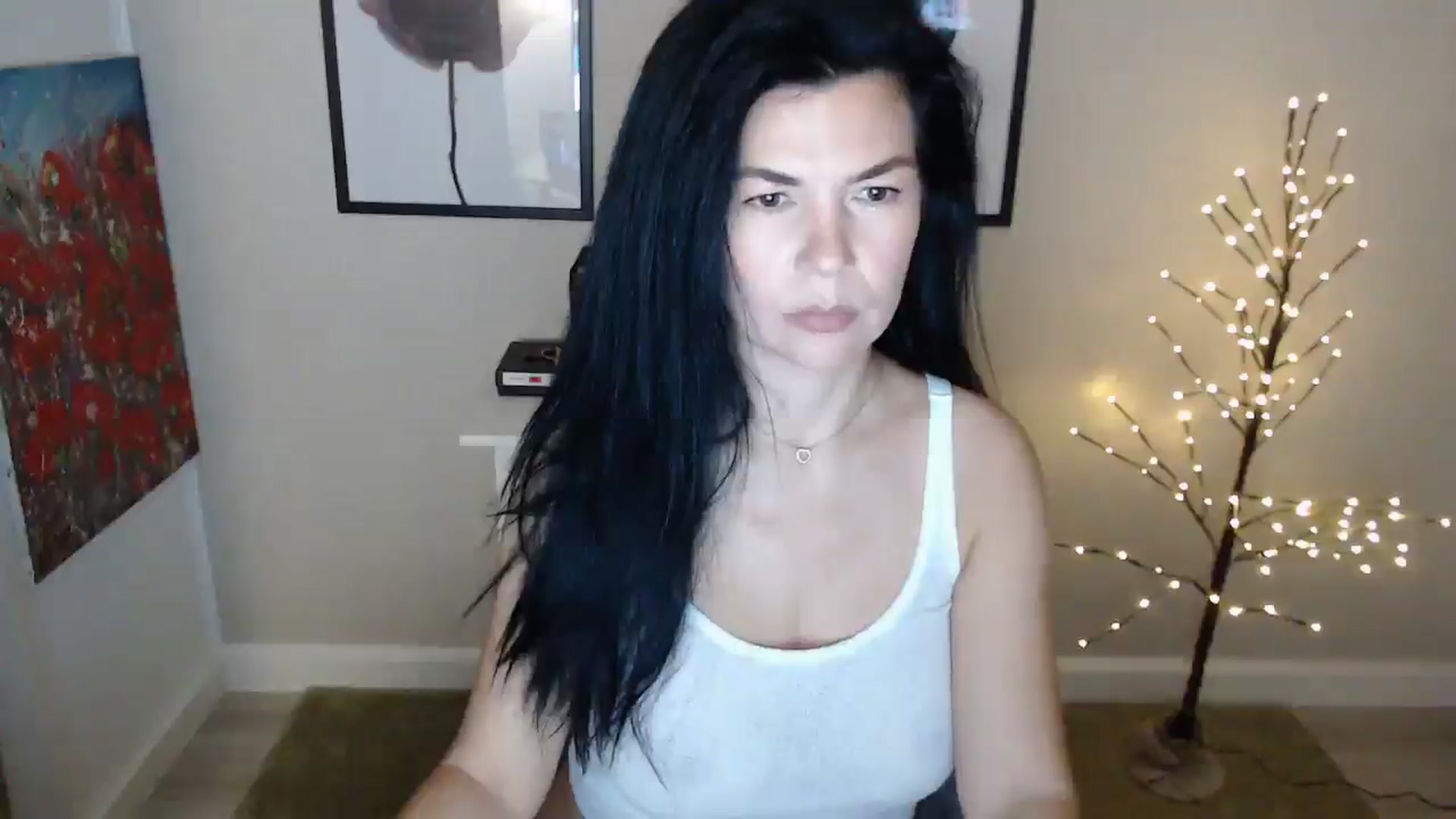 Gallery image thumbnail from Darkella's myfreecams stream on, 02/06/2025, 24:36 image 5 of 20