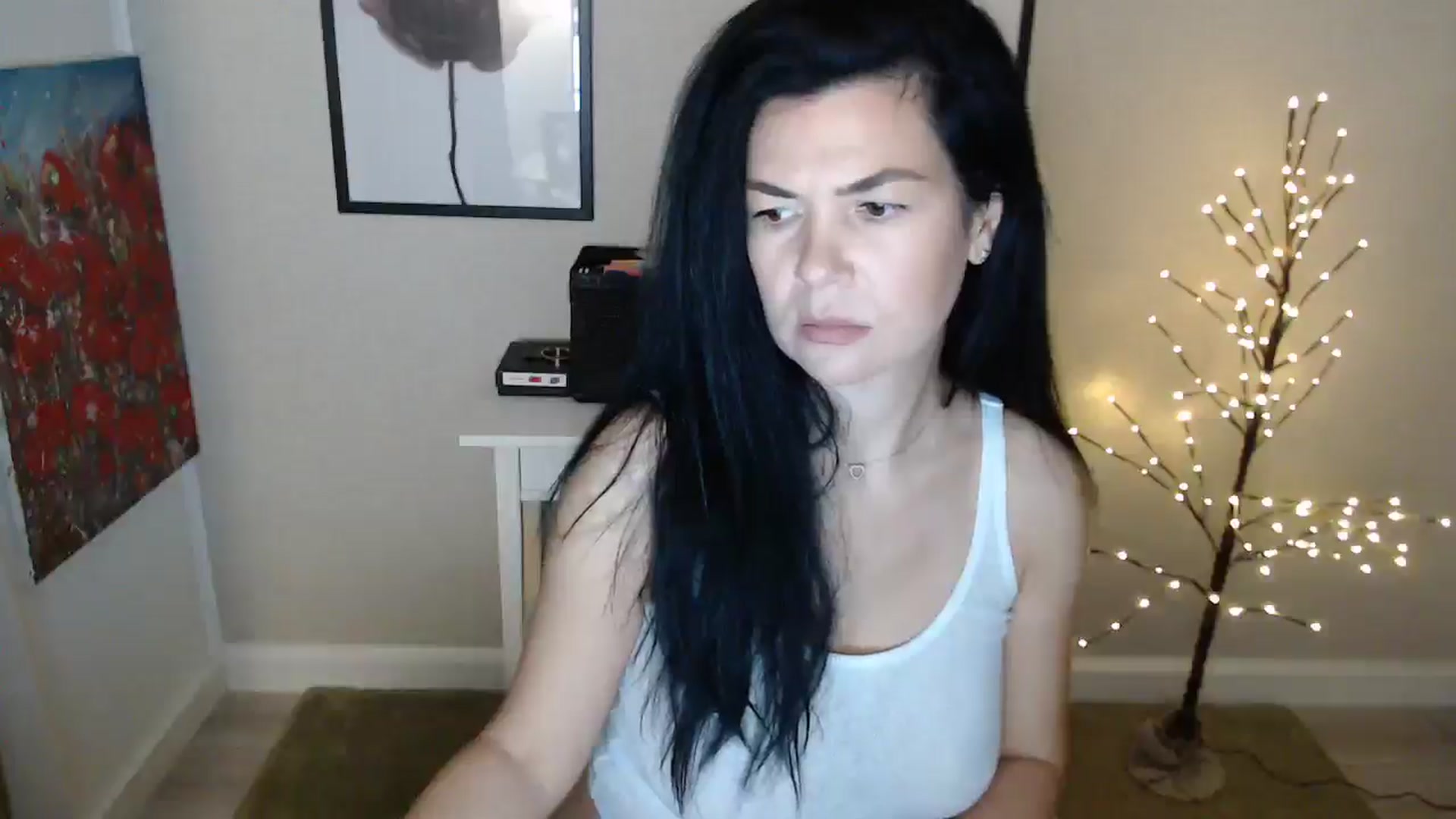 Gallery image thumbnail from Darkella's myfreecams stream on, 02/06/2025, 24:36 image 10 of 20