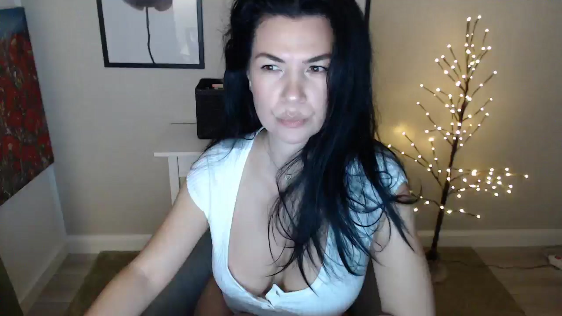 Gallery image thumbnail from Darkella's myfreecams stream on, 02/09/2025, 24:23 image 15 of 20
