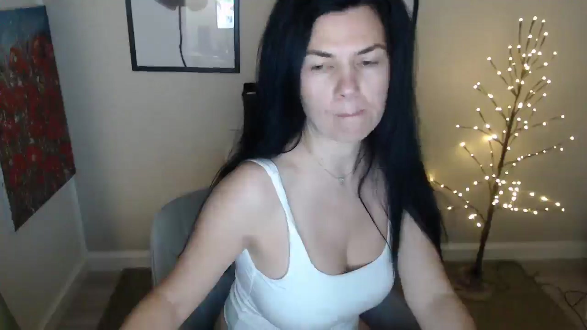 Gallery image thumbnail from Darkella's myfreecams stream on, 02/20/2025, 01:44 image 11 of 20
