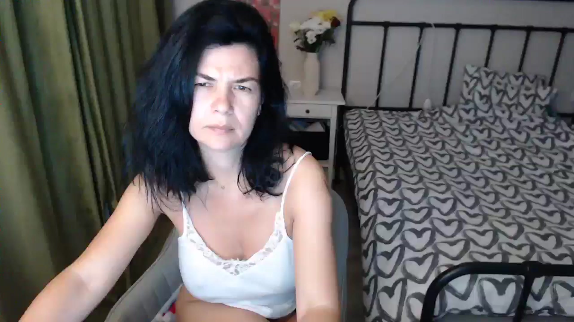 Gallery image thumbnail from Darkella's myfreecams stream on, 05/26/2025, 23:58 image 18 of 20