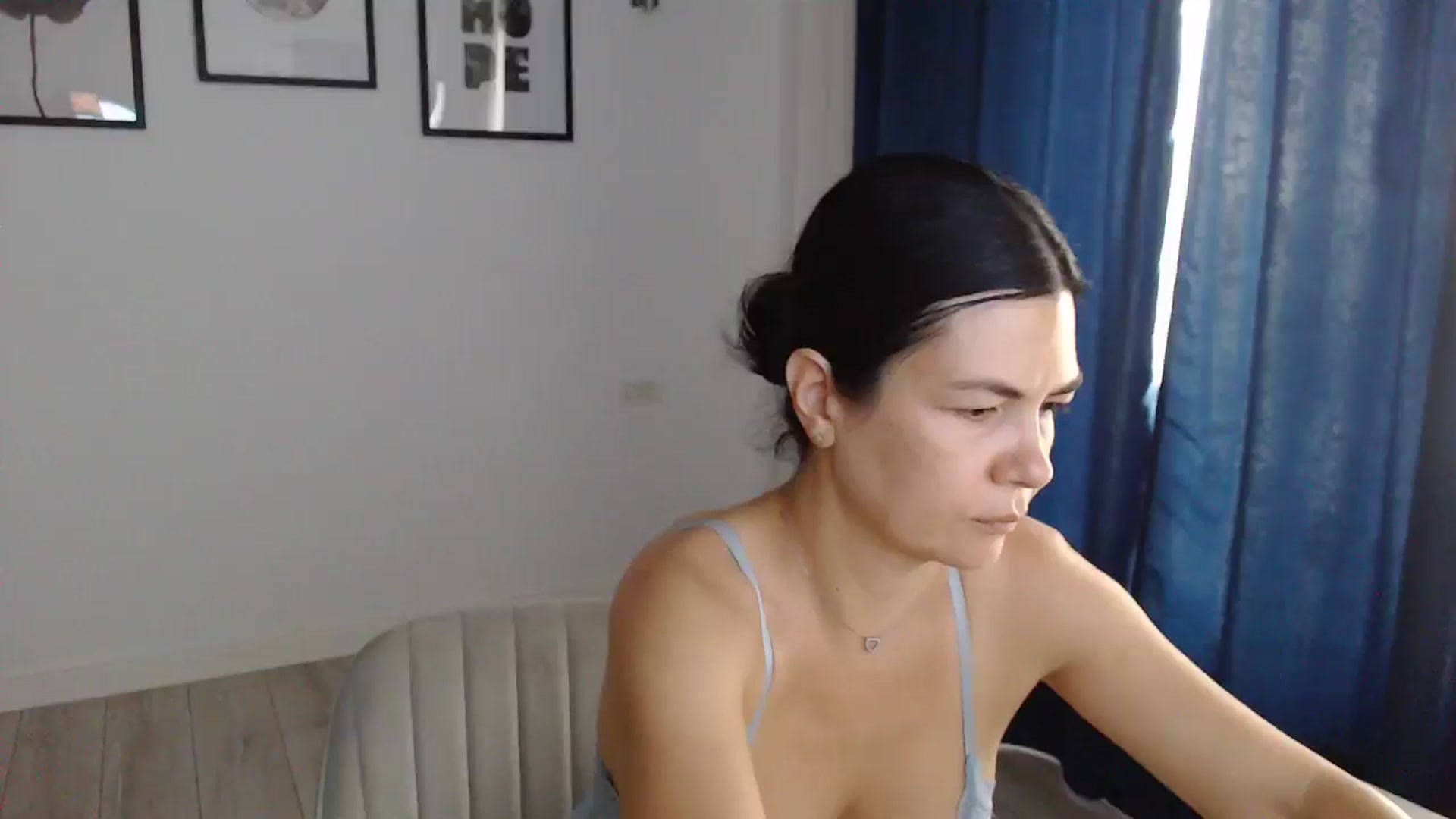 Gallery image thumbnail from Darkella's myfreecams stream on, 07/10/2025, 16:20 image 14 of 20