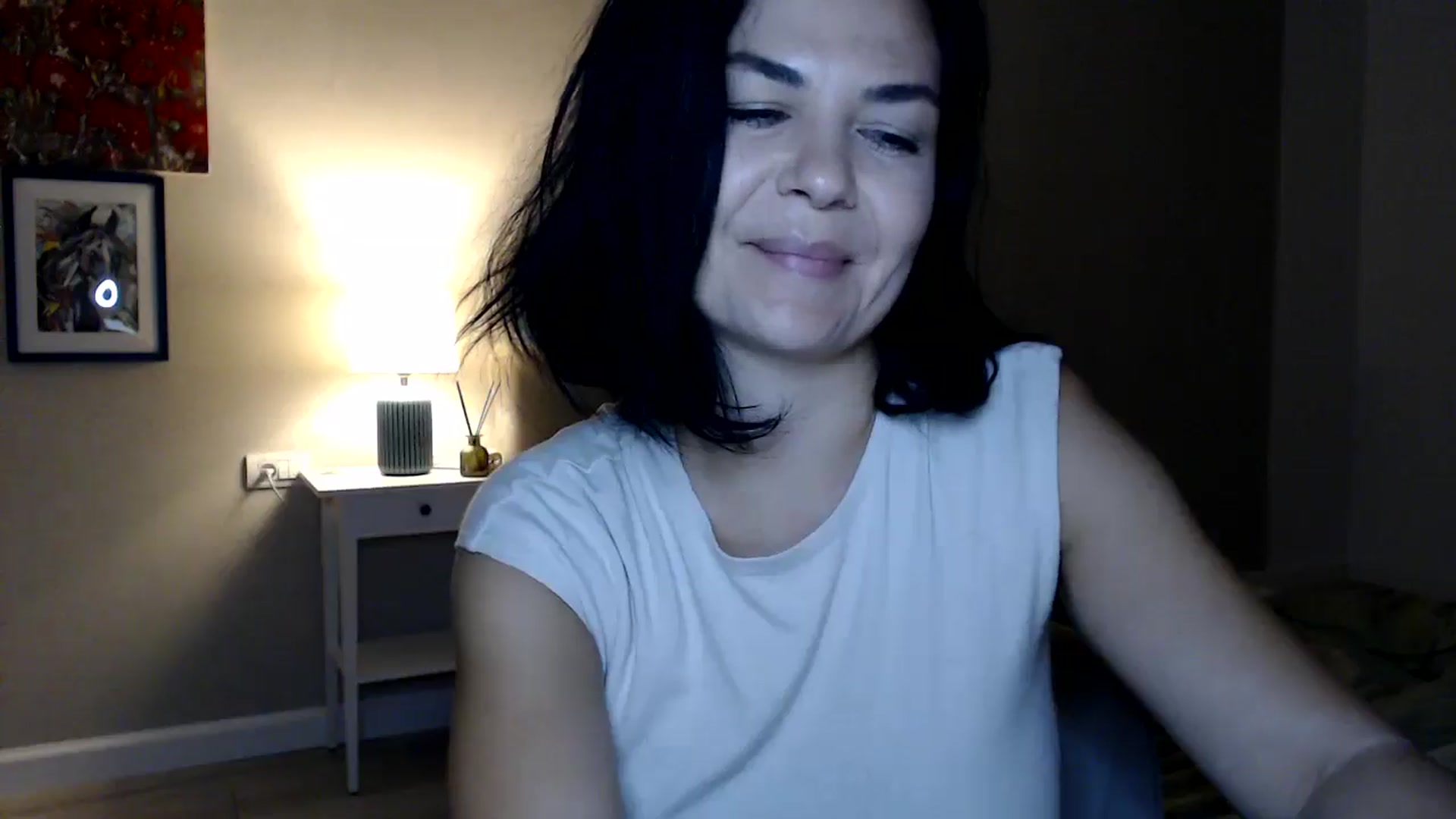 Gallery image thumbnail from Darkella's myfreecams stream on, 08/21/2025, 23:43 image 5 of 20