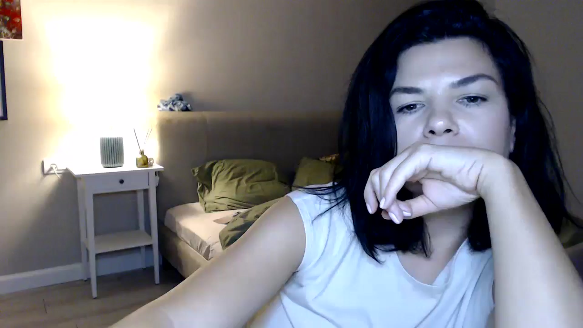 Gallery image thumbnail from Darkella's myfreecams stream on, 08/21/2025, 23:43 image 16 of 20
