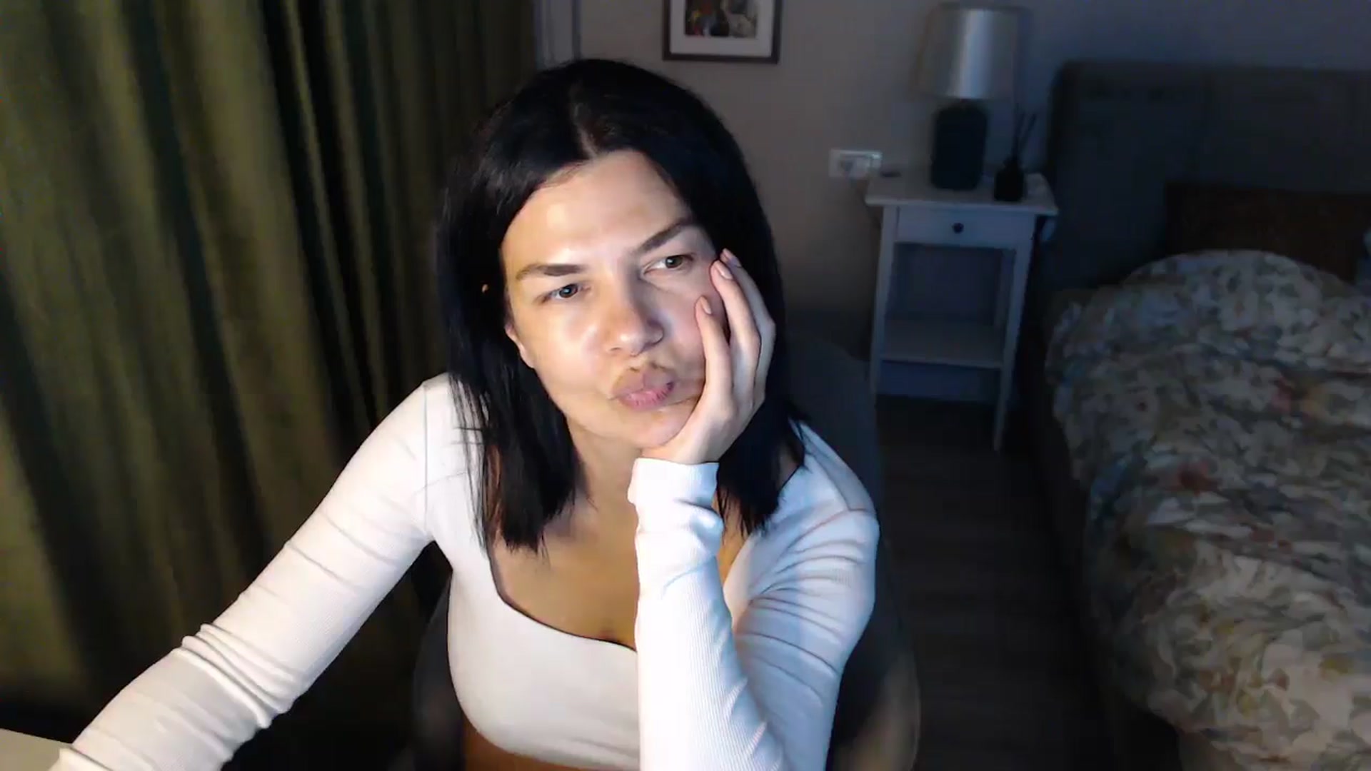 Gallery image thumbnail from Darkella's myfreecams stream on, 09/07/2025, 23:11 image 8 of 20